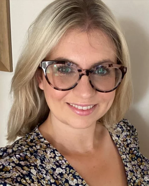 Claire Grimbsay